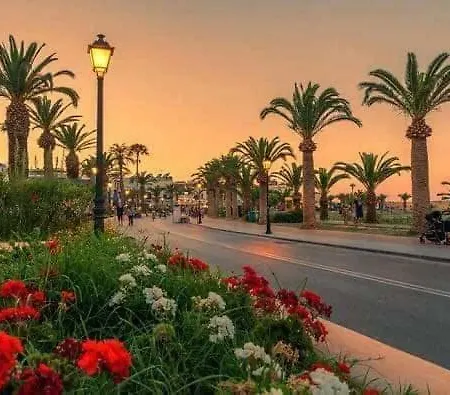 Apartment The Little Palace Next To The Sea