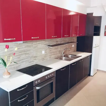 The Little Palace Next To The Sea *