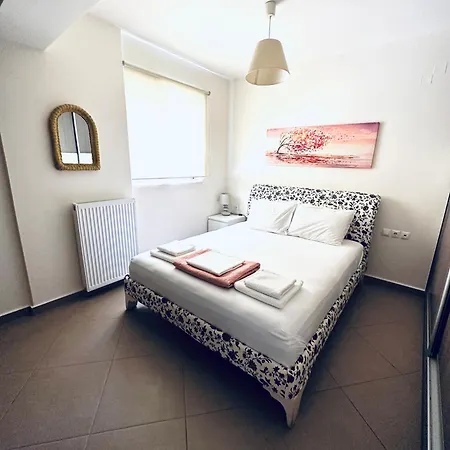 The Little Palace Next To The Sea Rethimnon