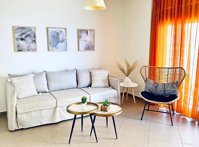 The Little Palace Next To The Sea * Rethymno